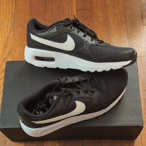 NIKE WOMEN AIR MAX SC SNEAKERS SIZE 10